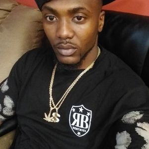 Meet your Posher, Dee